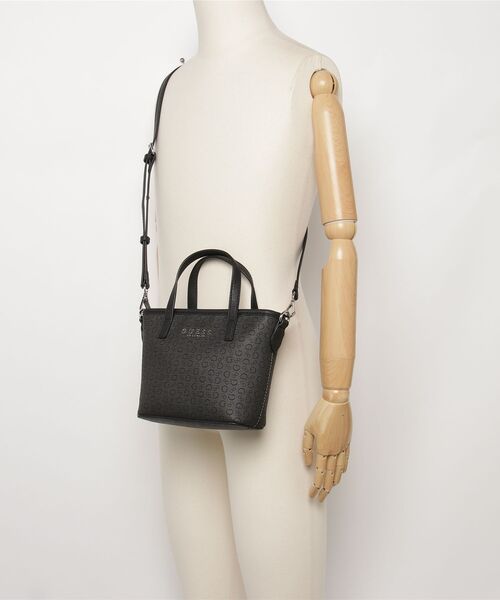 Guess(ゲス)の「KEIRA Mini Tote ミニトート ショルダーバッグ(ショルダーバッグ・レディース・ホワイト/ダークグレー/ライトグリーン・ONE SIZE)」の11枚目の写真