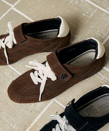 MARY QUANT | MARY QUANT/マリークワント フェイクスエード ベロア リボン 付 ベルクロ スニーカー[23.0~24.5cm展開]　限定展開(スニーカー)