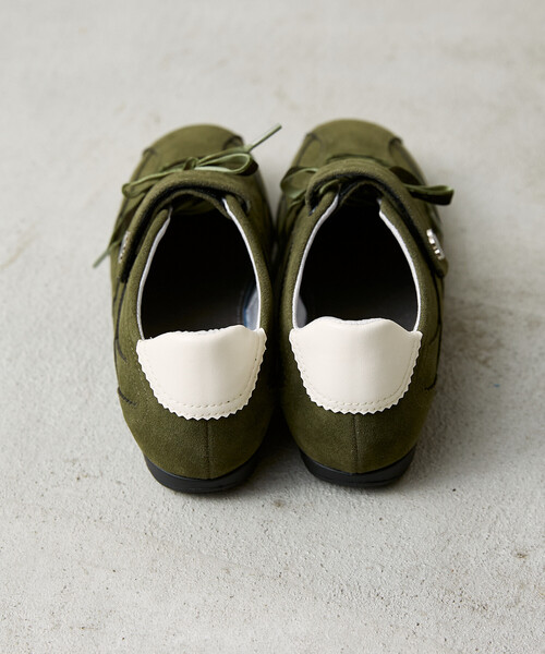 MARY QUANT（マリークワント）の「MARY QUANT/マリークワント フェイクスエード ベロア リボン 付 ベルクロ スニーカー[23.0~24.5cm展開]　限定展開（スニーカー・レディース・ブラック/ブラウン/オリーブ・24.5cm/24.0cm/23.5cm/23.0cm）」の12枚目の写真