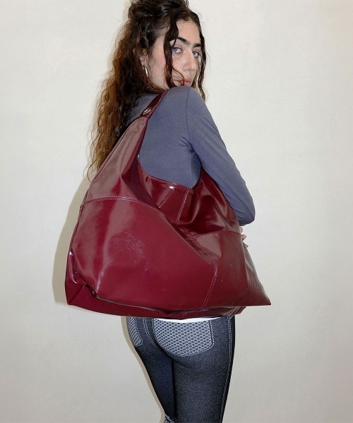 SCULPTOR(スカルプター)の「Carryall Hobo Bag(ショルダーバッグ・レディース・バーガンディー/ミント/ブラック・FREE)」の1枚目の写真