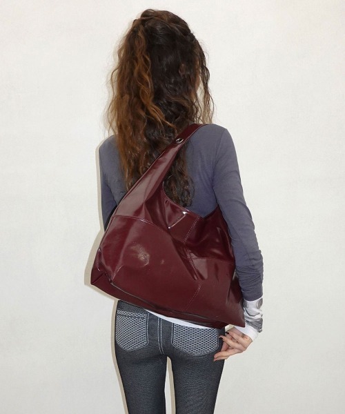 SCULPTOR(スカルプター)の「Carryall Hobo Bag(ショルダーバッグ・レディース・バーガンディー/ミント/ブラック・FREE)」の15枚目の写真