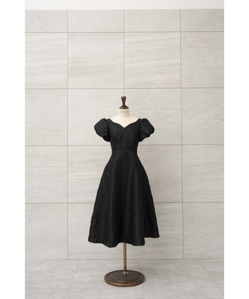 MISTREASS(ミストレアス)の「Ribbon Jacquard Mini-Puff Dress(ワンピース・レディース・ホワイト/ブラック・FREE)」の2枚目の写真