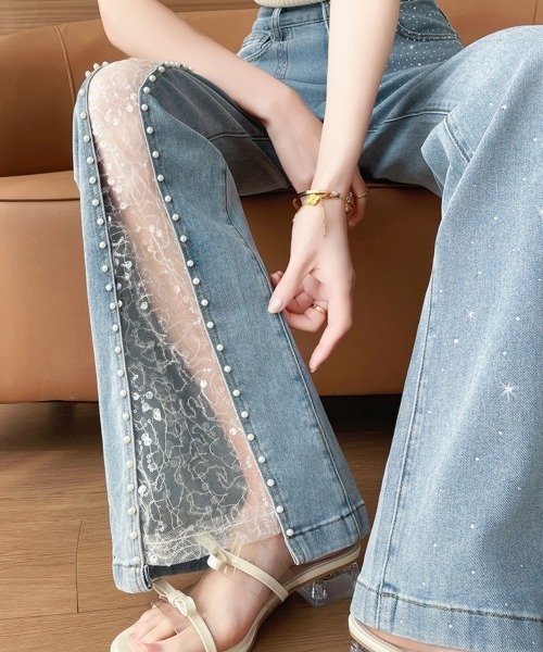 center i(センターアイ)の「ラインストーン&レース切替 フレアデニムパンツ(デニムパンツ・レディース・ブルー・M/S)」の6枚目の写真