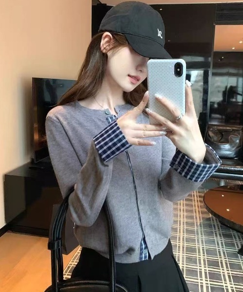Teem Store(チームストア)の「チェック柄シャツドッキング クルーネックニットカーディガン(ニット/セーター・レディース・ホワイト/グレー/ブラック・M)」の5枚目の写真