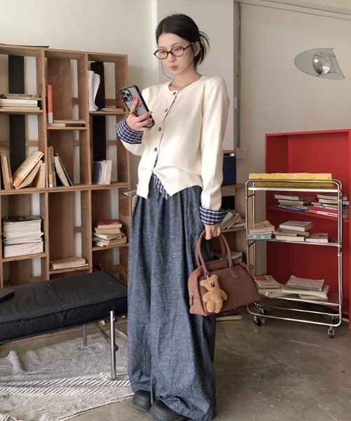 Teem Store(チームストア)の「チェック柄シャツドッキング クルーネックニットカーディガン(ニット/セーター・レディース・ホワイト/グレー/ブラック・M)」の15枚目の写真
