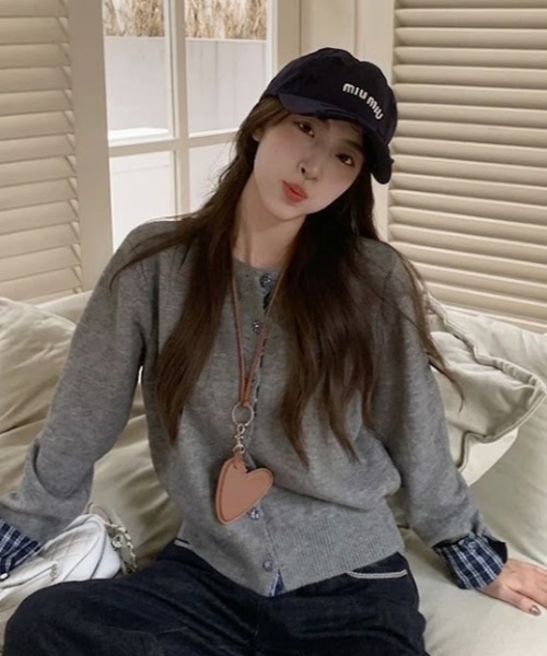 Teem Store(チームストア)の「チェック柄シャツドッキング クルーネックニットカーディガン(ニット/セーター・レディース・ホワイト/グレー/ブラック・M)」の8枚目の写真
