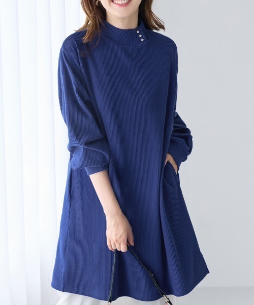 alotta(アロッタ)の「あったかリブ裏起毛チュニックワンピ(チュニック・レディース・ボルドー/ネイビー/ロイヤルブルー/ブラック・M/L/LL)」の17枚目の写真