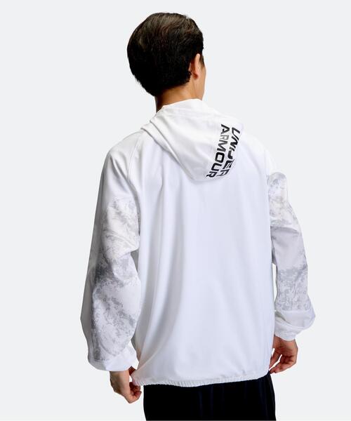UNDER ARMOUR(アンダーアーマー)の「UAヤード ウーブン フルジップ フーディー ジャケット(ベースボール/メンズ)(その他アウター・メンズ・ホワイト・3XL/XL/M/L/2XL)」の2枚目の写真