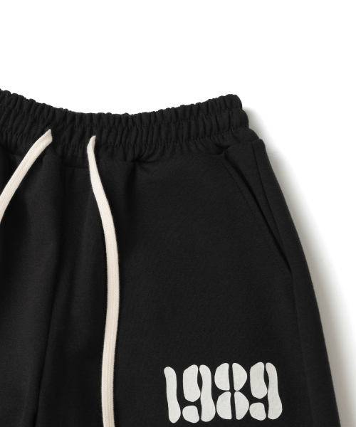 KNITTED(ニッティド)の「カーブライン トレーニングパンツ ブラック(スウェットパンツ・レディース・その他・MEDIUM/LARGE/X-LARGE)」の5枚目の写真
