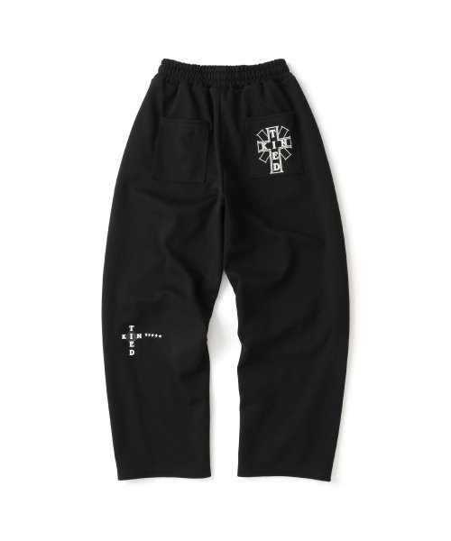 KNITTED(ニッティド)の「カーブライン トレーニングパンツ ブラック(スウェットパンツ・レディース・その他・MEDIUM/LARGE/X-LARGE)」の8枚目の写真