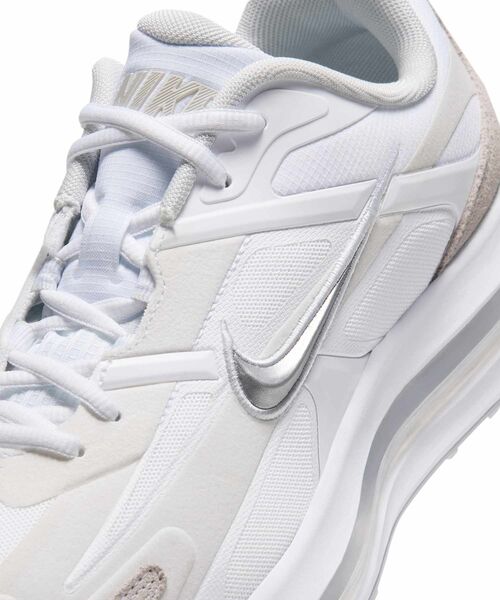NIKE（ナイキ）の「ナイキ エア マックス メトロ メンズシューズ / Nike Air Max Metro Men's Shoes IW4935-100 White（スニーカー・メンズ・ホワイト・26/25.5/25/24.5/24/27.5/27/26.5/29/28.5/28）」の7枚目の写真