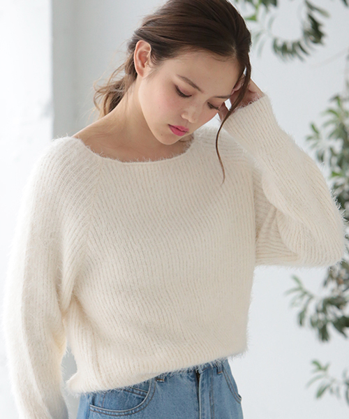 one after another NICE CLAUP（ワンアフターアナザーナイスクラップ）の「くるくるフェザーニット（ニット/セーター・レディース・ピンク/ブラック/オフホワイト/グレー・FREE）」の15枚目の写真