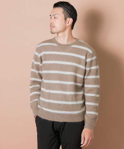 URBAN RESEARCH(アーバンリサーチ)の「モヘアボーダークルーネック起毛ニット(ニット/セーター・メンズ・ベージュ/ネイビー/チャコールグレー/ブラック・MEDIUM/LARGE)」の3枚目の写真