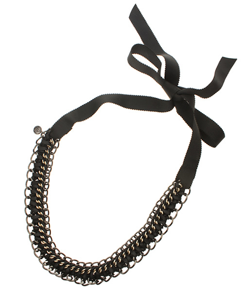 BEAUTY&YOUTH UNITED ARROWS(ビューティーアンドユースユナイテッドアローズ)の「BY ビッグチェーンリボンネックレス ◆(ネックレス・レディース・ブラック/ベージュ・フリー)」の2枚目の写真