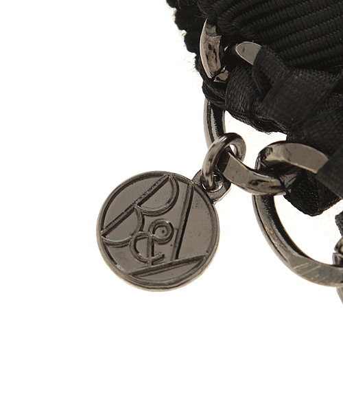 BEAUTY&YOUTH UNITED ARROWS(ビューティーアンドユースユナイテッドアローズ)の「BY ビッグチェーンリボンネックレス ◆(ネックレス・レディース・ブラック/ベージュ・フリー)」の4枚目の写真