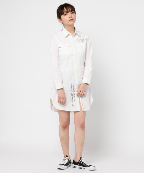 AVIREX（アヴィレックス）の「【直営店限定】 DS TB L/S STENCIL WORK SHIRT ONE PIECE/ タイプブルー ワークシャツ ワンピ-ス（シャツワンピース・レディース・ホワイト/インディゴブルー・MEDIUM/SMALL）」の6枚目の写真