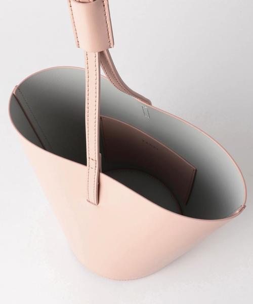 YAHKI（ヤーキ）の「YAHKI バケツ ストラップバッグ / ヤーキ / バケットバッグ（ショルダーバッグ・レディース・オフホワイト/ライトピンク・FREE）」の9枚目の写真