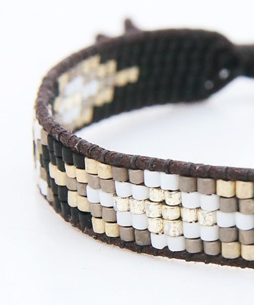 Luz Llena（ラズレナ）の「オルテガ柄ビーズブレスレット（バングル/リストバンド・レディース・ターコイズブルー/ブラック・ﾌﾘ-）」の6枚目の写真