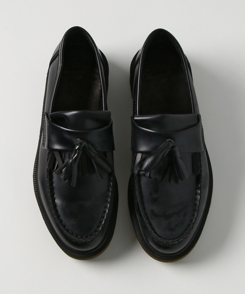 Dr. Martens(ドクターマーチン)の「タッセル ローファー TASSLE LOAFER 14573001(ドレスシューズ・レディース・ブラック・25cm/23cm/24cm/28cm/26cm/27cm/22cm/29cm)」の5枚目の写真