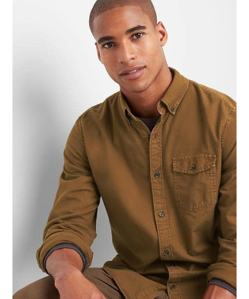 GAP(ギャップ)の「Gap オックスフォード ガーメントダイ スタンダードフィットシャツ(シャツ/ブラウス・メンズ・オリーブ/ライトブルー/ボルドー/ダークブラウン・XXS/L/XS/M/XL/S)」の7枚目の写真