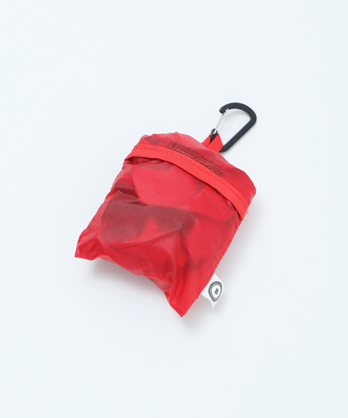 HOLIDAY（ホリデイ）の「HOLIDAY PACKABLE MINI WAIST BAG パッカブルホリデイミニウエストバッグ（ボディバッグ/ウエストポーチ・レディース・ブラック/レッド・ONE SIZE）」の13枚目の写真