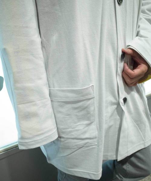 rovtski（ロフトスキー）の「rovtski 【ビッグシルエット】LINEN COTTON SOLID MAXI LENGTH BIG SOUT/7C17062307（ステンカラーコート・メンズ・ライトグレー/ネイビー/スミクロ・FREE）」の13枚目の写真