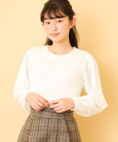 OLIVE des OLIVE（オリーブデオリーブ）の「袖レースフェザープルオーバー◆（ニット/セーター・レディース・ブラック/オフホワイト/ピンク/ピンク系その他・FREE）」の2枚目の写真