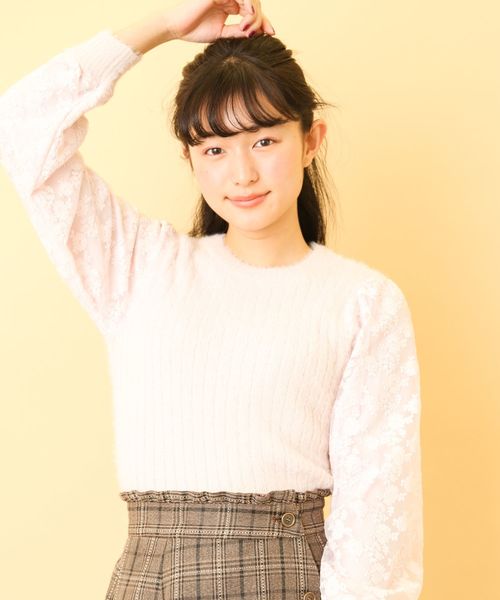 OLIVE des OLIVE（オリーブデオリーブ）の「袖レースフェザープルオーバー◆（ニット/セーター・レディース・ブラック/オフホワイト/ピンク/ピンク系その他・FREE）」の3枚目の写真