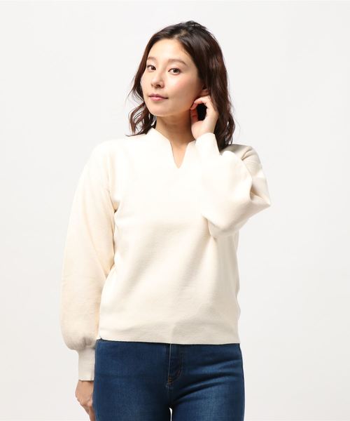 RIVE DROITE(リヴドロワ)の「アンゴラタッチミラノリブVネックプルオーバー(ニット/セーター・レディース・アイボリー/ブラック/ピンク・FREE)」の1枚目の写真