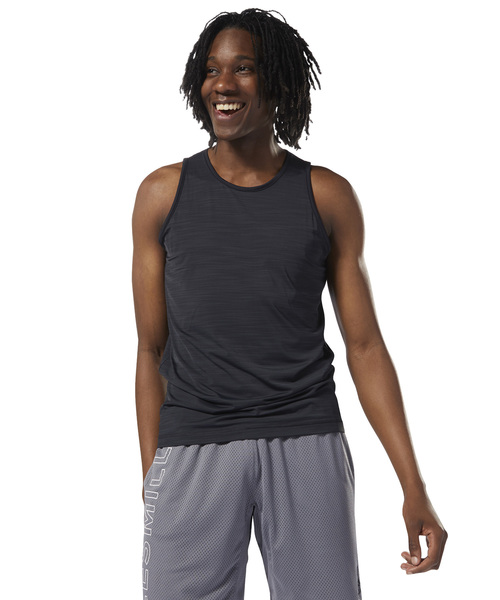 Reebok（リーボック）の「【2018秋冬新作】レズミルズ メンズアクティブチルバックロゴタンク（タンクトップ・メンズ・ブラック・SMALL/MEDIUM/LARGE/X-LARGE/XX-LARGE/XXX-LARGE）」の10枚目の写真