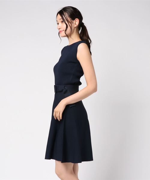 MIIA（ミーア）の「【WEB限定】ベルト付きニットアップ（ワンピース・レディース・ネイビー/パープル/オフホワイト/ピンク・FREE）」の5枚目の写真