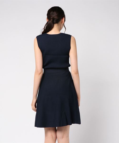 MIIA（ミーア）の「【WEB限定】ベルト付きニットアップ（ワンピース・レディース・ネイビー/パープル/オフホワイト/ピンク・FREE）」の6枚目の写真