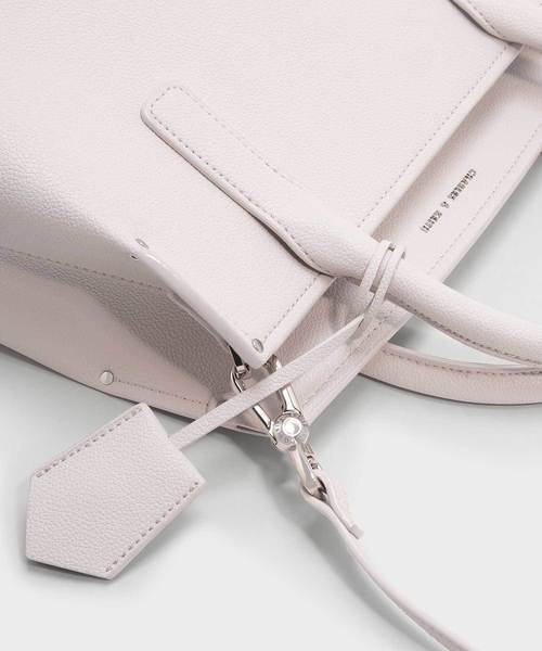 CHARLES & KEITH（チャールズ & キース）の「ストラクチャートップハンドルバッグ / STRUCTURED TOP HANDLE BAG（トートバッグ・レディース・ブラック/ライトピンク/レンガ・M）」の10枚目の写真