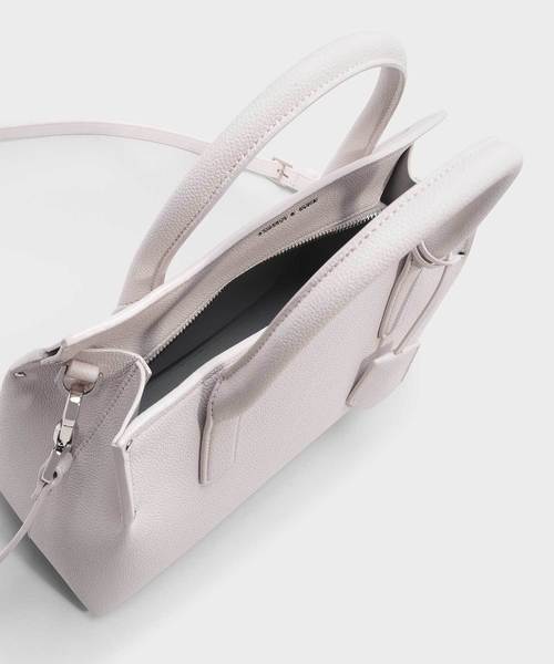CHARLES & KEITH（チャールズ & キース）の「ストラクチャートップハンドルバッグ / STRUCTURED TOP HANDLE BAG（トートバッグ・レディース・ブラック/ライトピンク/レンガ・M）」の12枚目の写真