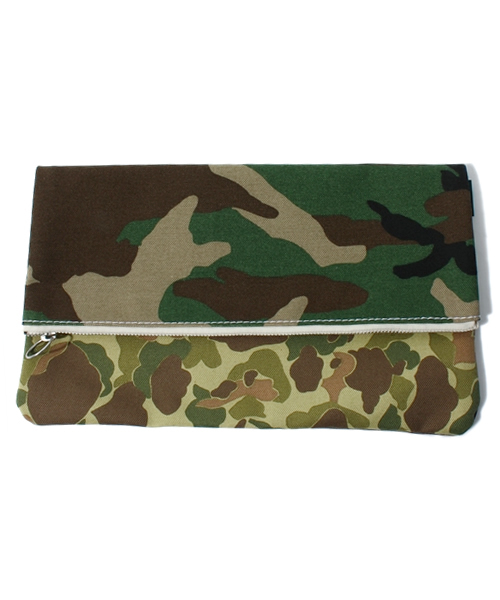 TEMBEA(テンベア)の「<TEMBEA(テンベア)>カモフラ柄クラッチバッグ†(クラッチバッグ・レディース・その他1/ライトグレー・フリー)」の9枚目の写真