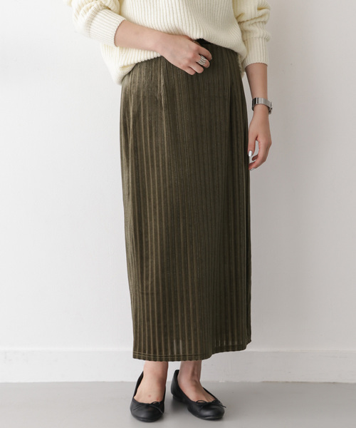 ITEMS URBANRESEARCH（アイテムズ アーバンリサーチ）の「ベロアテレコタイトスカート（スカート・レディース・パープル/カーキ/ベージュ・FREE）」の7枚目の写真