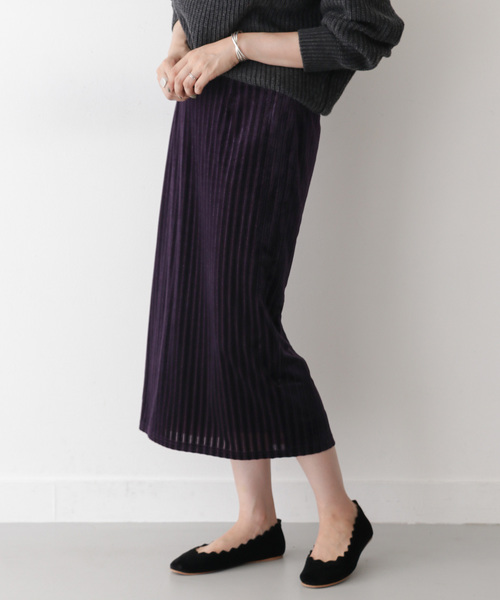 ITEMS URBANRESEARCH（アイテムズ アーバンリサーチ）の「ベロアテレコタイトスカート（スカート・レディース・パープル/カーキ/ベージュ・FREE）」の10枚目の写真