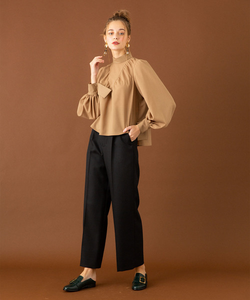 UNITED TOKYO(ユナイテッドトウキョウ)の「スタンドカラーバックリングブラウス(シャツ/ブラウス・レディース・ベージュ/ブルー/ブラック/ライトベージュ/サックスブルー/オレンジ/ライトグリーン・1)」の18枚目の写真