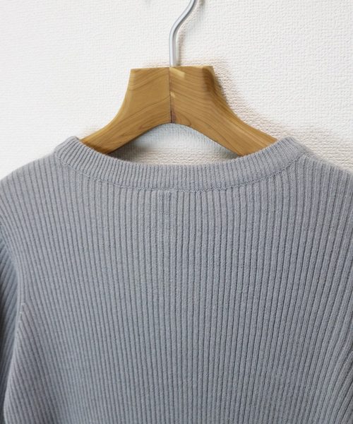 andme(アンドミー)の「長袖リブニットトップス(ニット/セーター・レディース・ブラック/パープル/グレー/オフホワイト/グリーン/マスタード・M/L)」の7枚目の写真