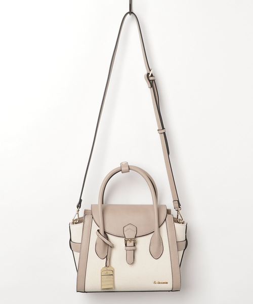 & chouette（アンドシュエット）の「フラップキャンバスバッグ（ハンドバッグ・レディース・ホワイト/ブラック/ダークグリーン/イエロー/グレイッシュベージュ・FREE）」の3枚目の写真