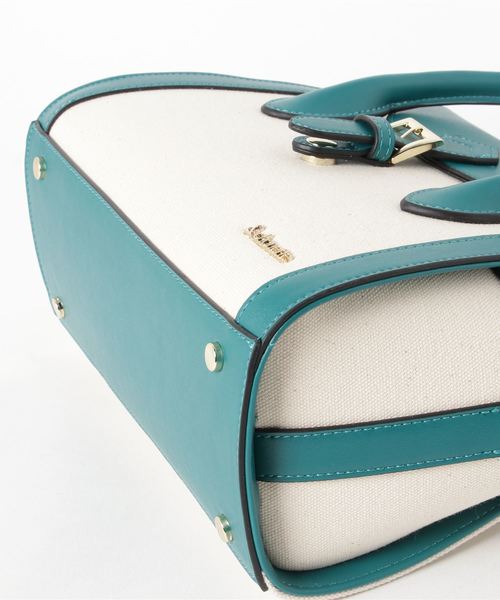 & chouette（アンドシュエット）の「フラップキャンバスバッグ（ハンドバッグ・レディース・ホワイト/ブラック/ダークグリーン/イエロー/グレイッシュベージュ・FREE）」の8枚目の写真