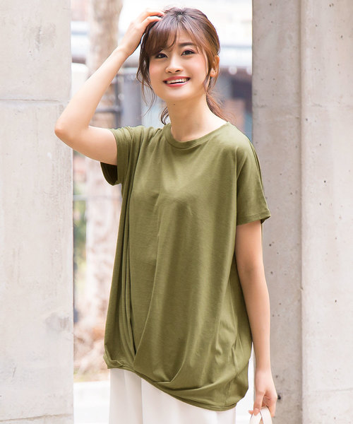 KOBE LETTUCE（コウベレタス）の「[Uネック/Vネック]裾タック入りフレンチスリーブ半袖Tシャツ（Tシャツ/カットソー・レディース・レッド系その他2/ブルー系その他/イエロー系その他/ピンク系その他/ローズ/ホワイト×ネイビー/グレイッシュベージュ/ホワイト系その他3/ホワイト系その他7/ブラック/オフホワイト/ピンク/マスタード/ライトカーキ/ホワイト×ブラック/ブラック系その他/ベージュ系その他/グリーン系その他/ブラック×ホワイト/ボルドー/ネイビー/ホワイト系その他6/ホワイト系その他/ホワイト系その他5/ホワイト系その他2/ホワイト系その他4/レッド系その他・L/M）」の17枚目の写真
