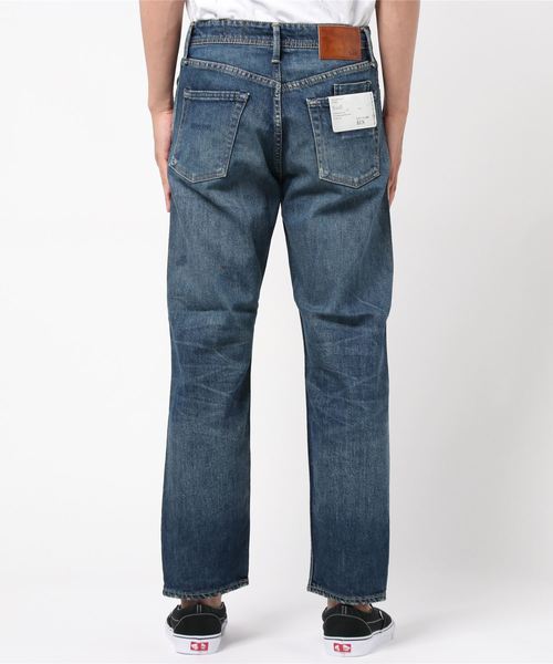 YANUK（ヤヌーク）の「クラシック ストレート デニムパンツ BEN(ベン)（デニムパンツ・メンズ・ブルー・32inch/30inch/28inch）」の3枚目の写真