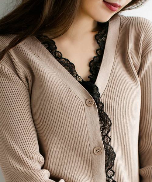 Julia Boutique（ジュリアブティック）の「繊細レースデザインリブニットカーディガン/510432（カーディガン/ボレロ・レディース・ブラック/ベージュ/ブラウン/ボルドー/パープル・ONE/LL/L）」の12枚目の写真
