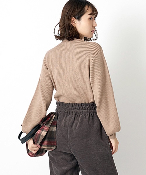 STYLEBLOCK(スタイルブロック)の「リブ編みボトルネックボリューム袖ニットセーター(ニット/セーター・レディース・ピンク系その他/ブラウン系その他/ミックスグレー/オフホワイト/ベージュ/ダークグリーン/ブラック・M)」の5枚目の写真