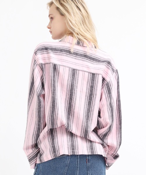 RNA（アールエヌエー）の「B2545 ストライプフレアカフスシャツ（シャツ/ブラウス・レディース・ホワイト/カーキ/ピンク・MEDIUM）」の10枚目の写真