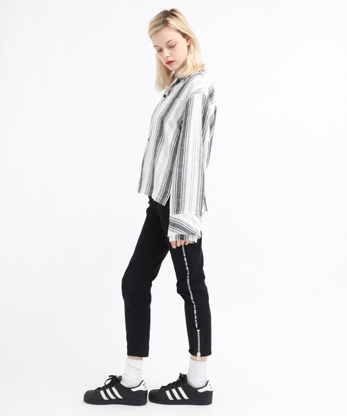 RNA（アールエヌエー）の「B2545 ストライプフレアカフスシャツ（シャツ/ブラウス・レディース・ホワイト/カーキ/ピンク・MEDIUM）」の12枚目の写真