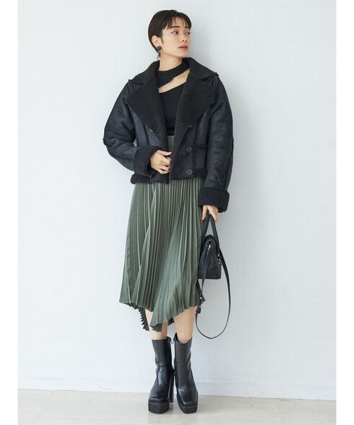 EMODA(エモダ)の「カッティングタイトニット(ニット/セーター・レディース・ホワイト/ブラック/ライム/キャメル・FREE)」の5枚目の写真