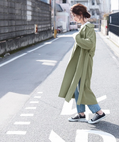 reca(レカ)の「サイドスリットロングコート(トレンチコート・レディース・カーキ/ベージュ/グレイッシュベージュ/サンドベージュ・L/M)」の10枚目の写真