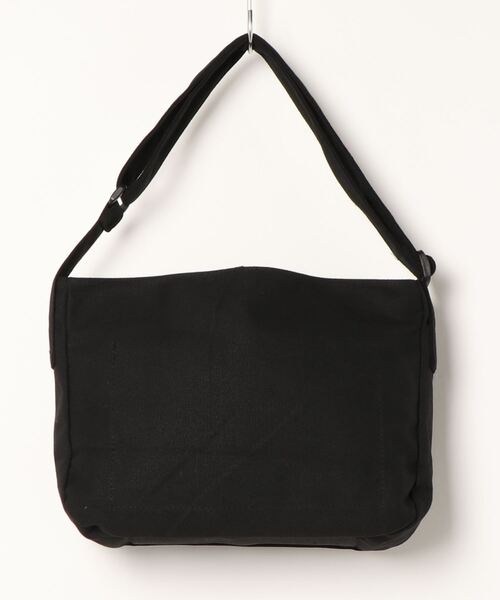 Fun & Daily（ファンアンドデイリー）の「F&D : Flap Pocket Shoulder Bag（ショルダーバッグ・メンズ・ホワイト/ブラック/カーキ/ベージュ・FREE）」の5枚目の写真